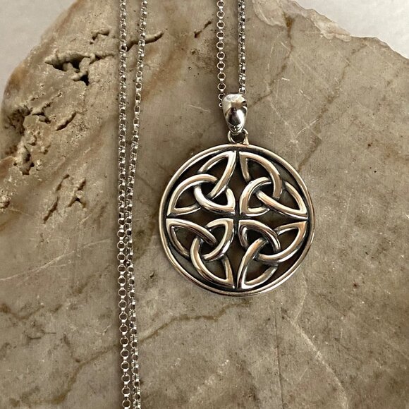 Sterling Silver 925 PAJ Round Celtic Trinity Knot Pendant Necklace 18" Chain - Picture 12 of 16